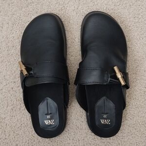 Zara black leather clog with gold buckle | Size 39/8.5